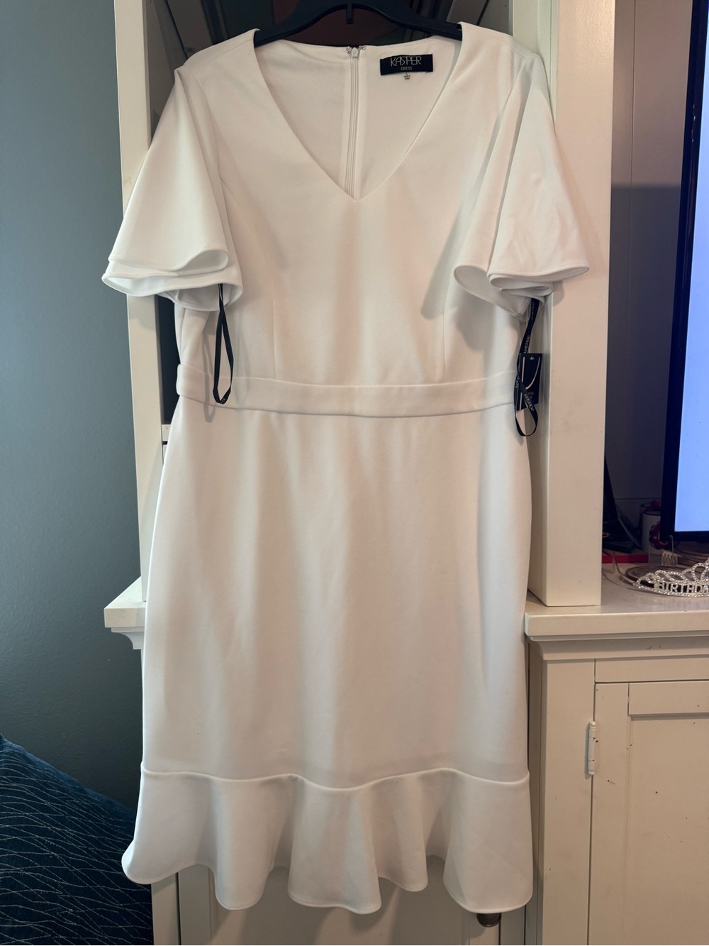 Kasper White V-Neck Midi Dress with Ruffle Hem